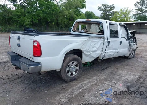 2016 Ford F-250 Xlt из США, поврежденный, VIN 1FT7W2A67GEC38257